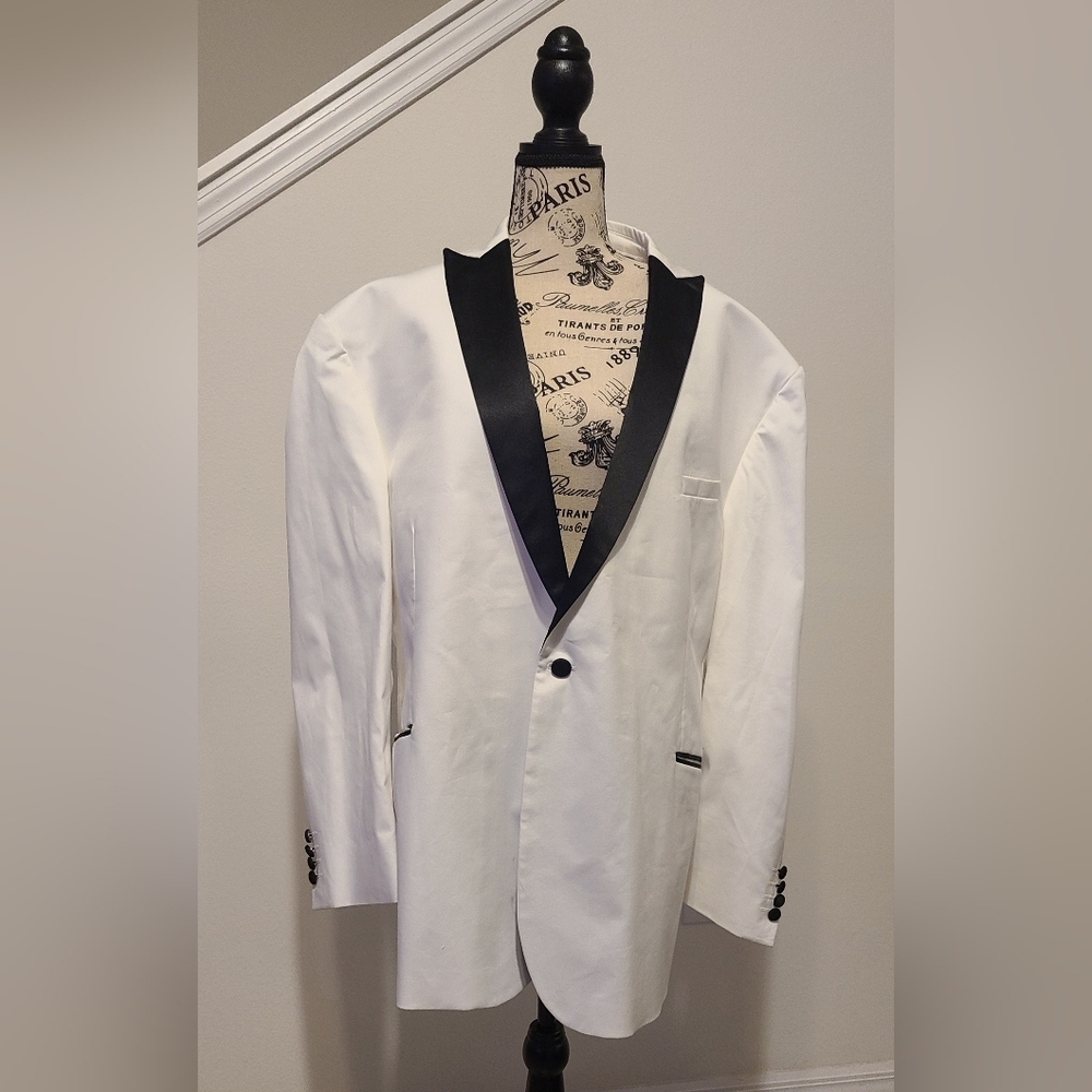 FULL Tuxedo!  Jacket, Pants, Shirt & Accessories